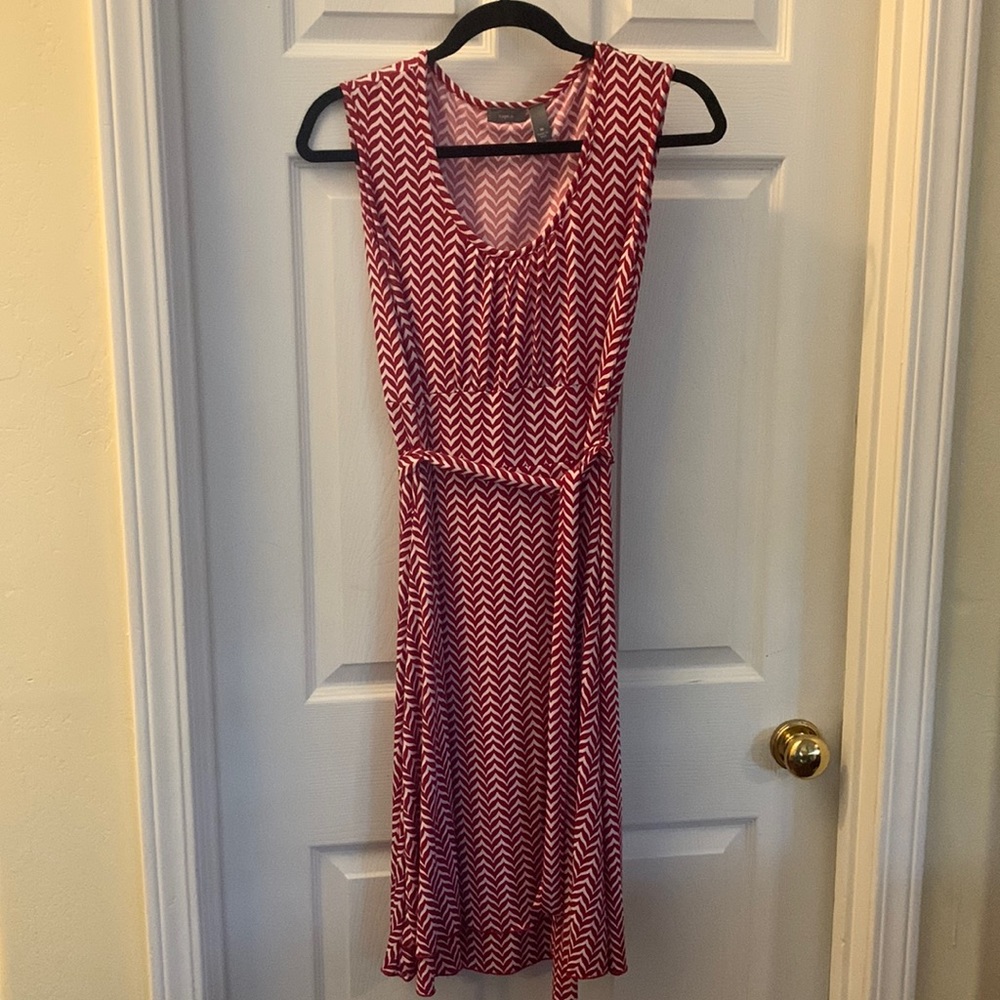 Red & white sleeveless knit dress Sz M